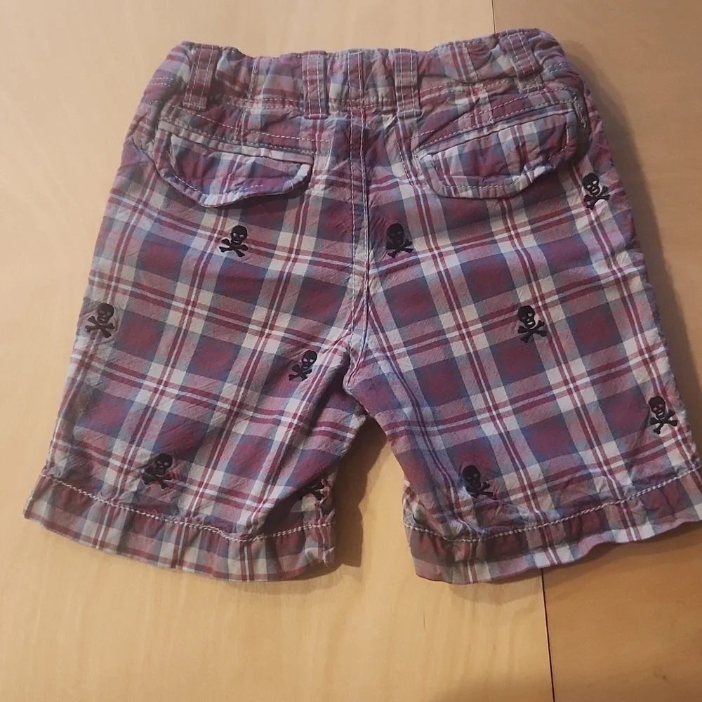 Gap-Plaid Kids Shorts with Skull Pattern. Size 2T